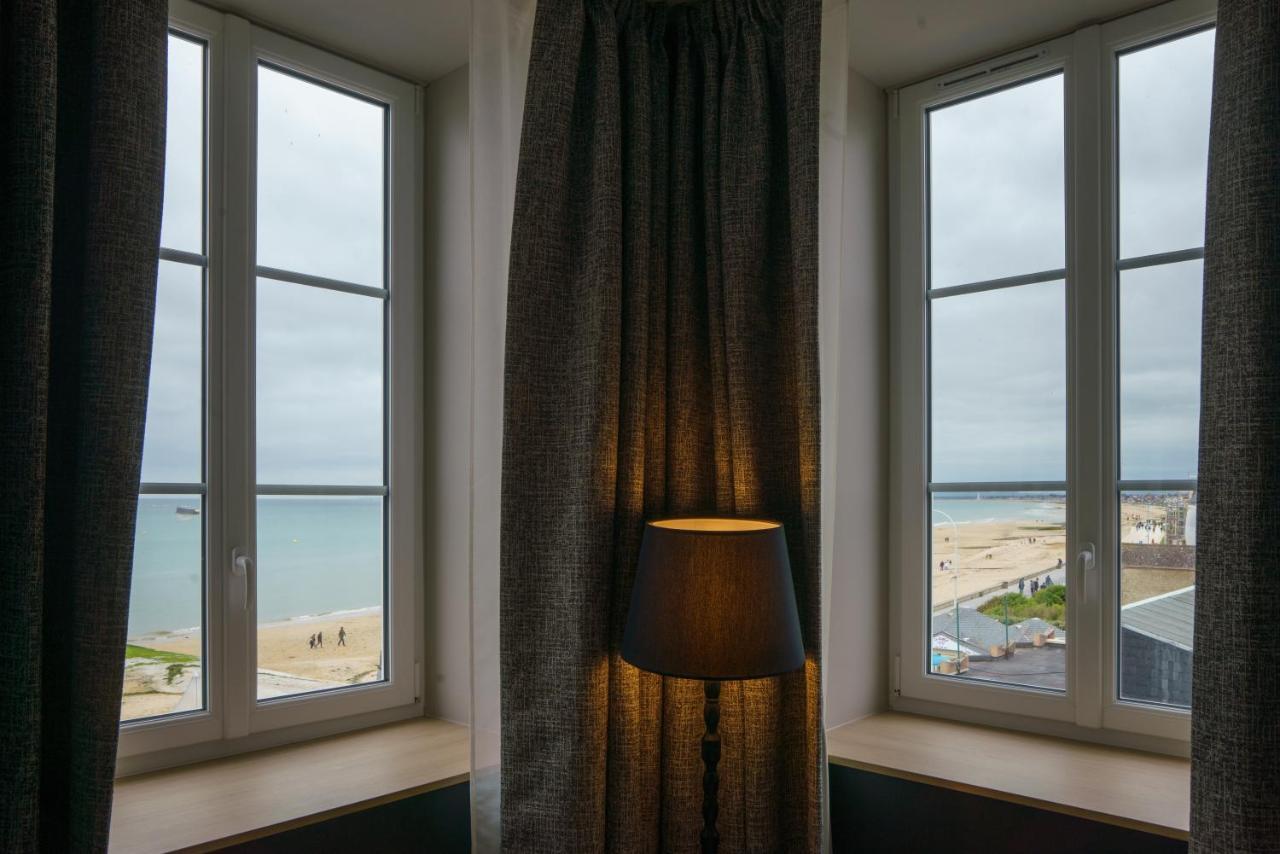 Hotel De La Plage Lion-sur-Mer Exteriör bild
